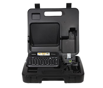 PTD610BTVP in black carrying case with label tape